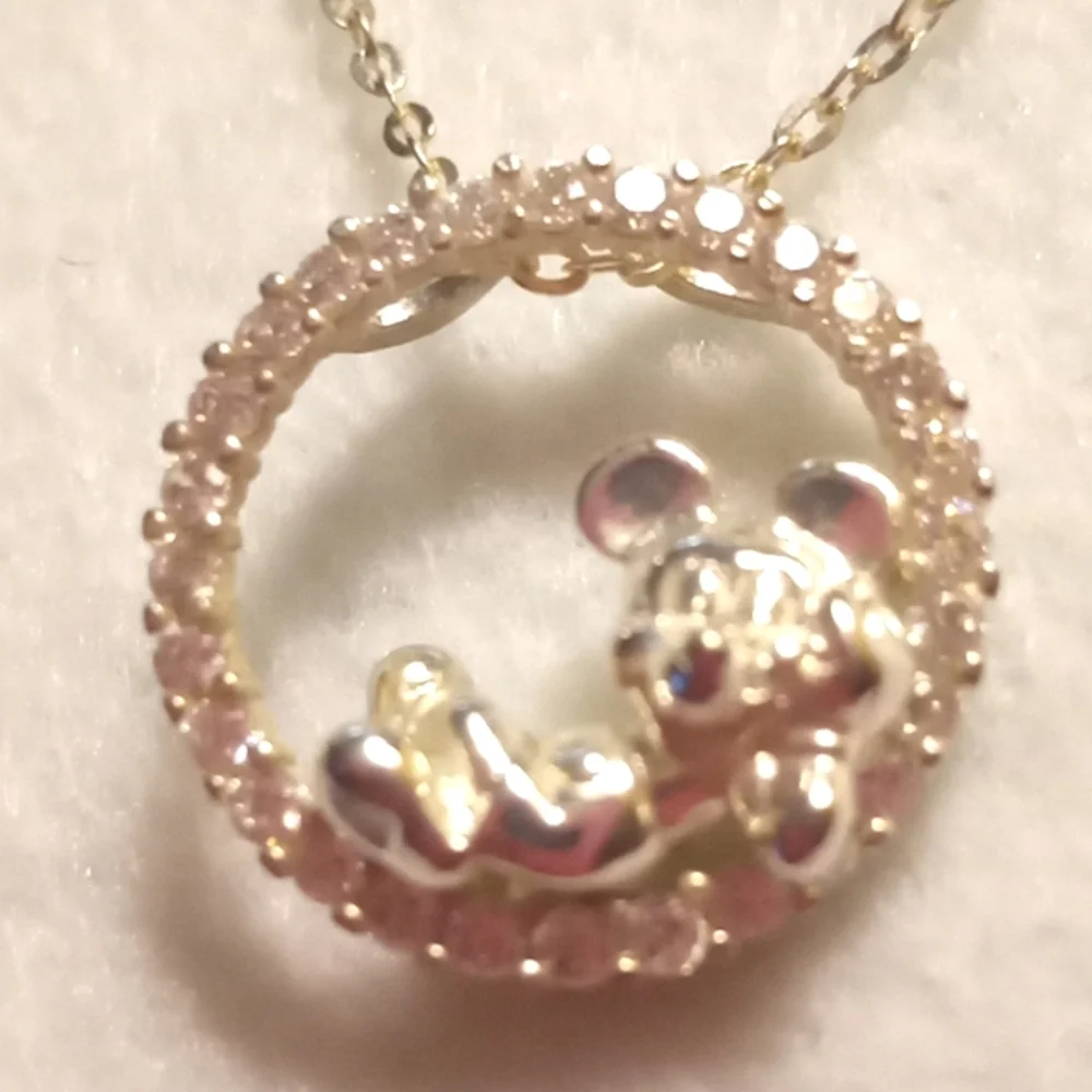 DISNEY MICKEY MOUSE IN A ETERNITY CIRCLE OF CRYSTAL - Picture 1 of 6